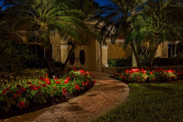 Outdoor Landscape Lighting - Custom Designed 100% Guarantee